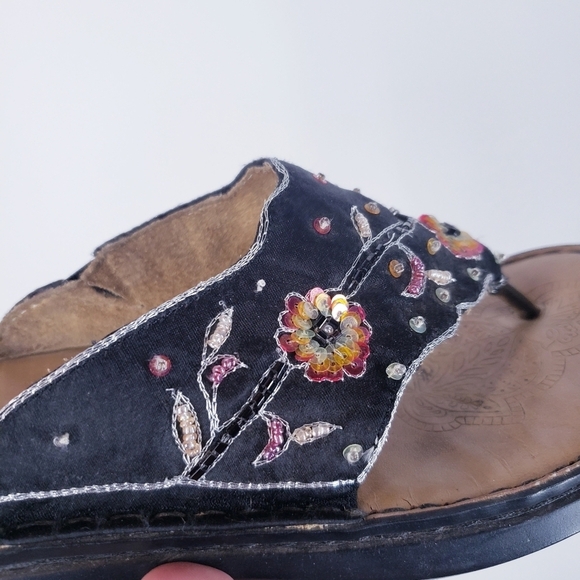 RIEKER FLORAL BEADED SANDALS, SIZE 40 - Picture 2 of 6